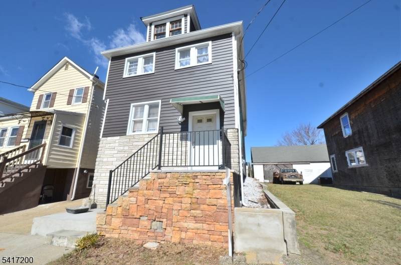 Exceptional Two Family Home in Prime South Amboy LocationLocated on a quiet dead end street just moments from the South Amboy train station with direct service to New York City, ...