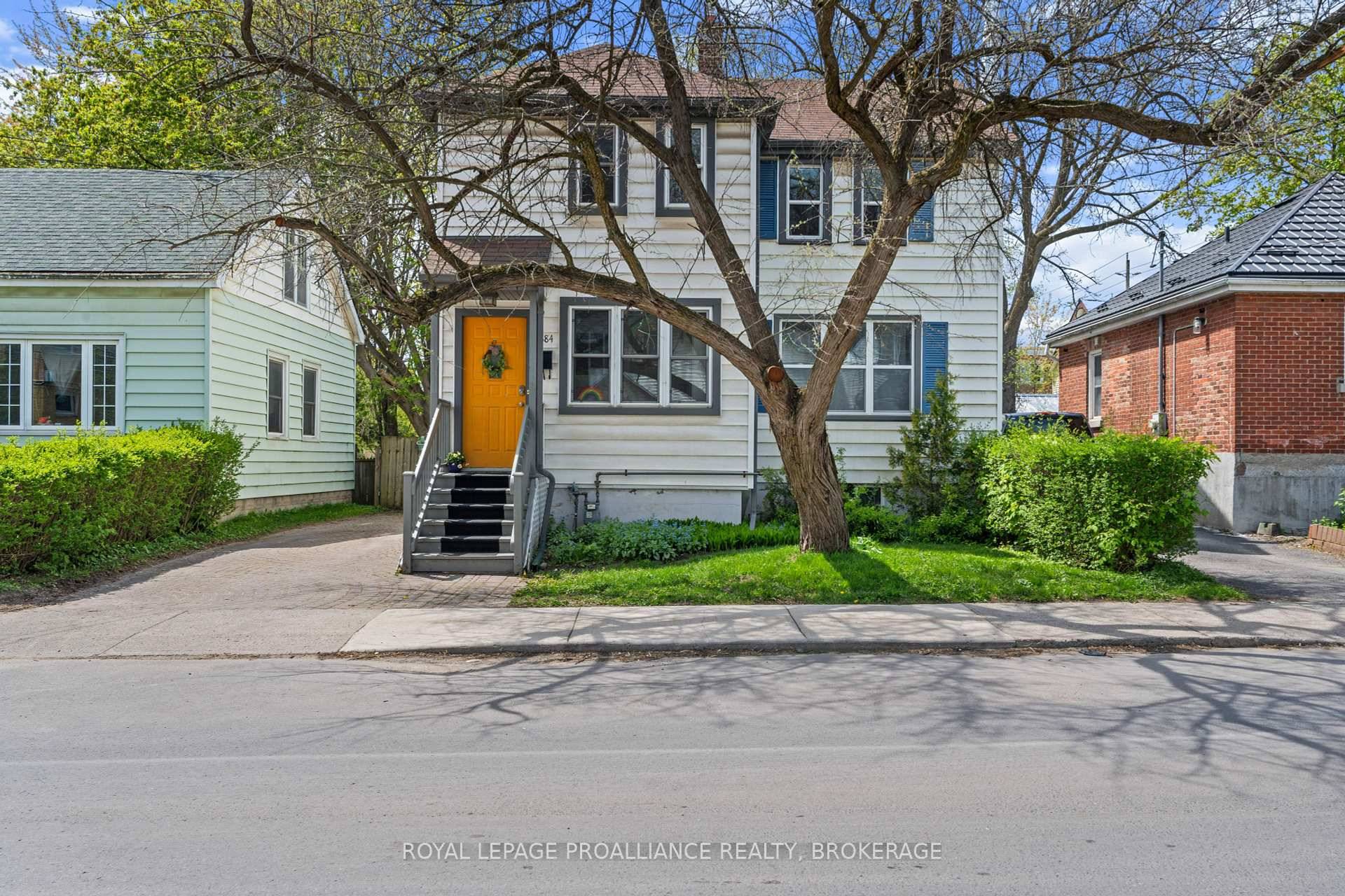 Williamsville. 684 Victoria.