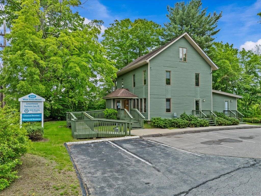 Prime Investment Opportunity in Thriving Norwich Corridor !