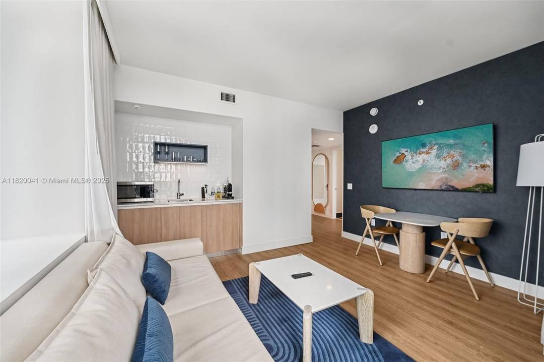 Step into Unit 1901, a fully furnished 2 bedroom, 1 bathroom corner residence at the Gale Hotel amp ; Residences in Downtown Miami.