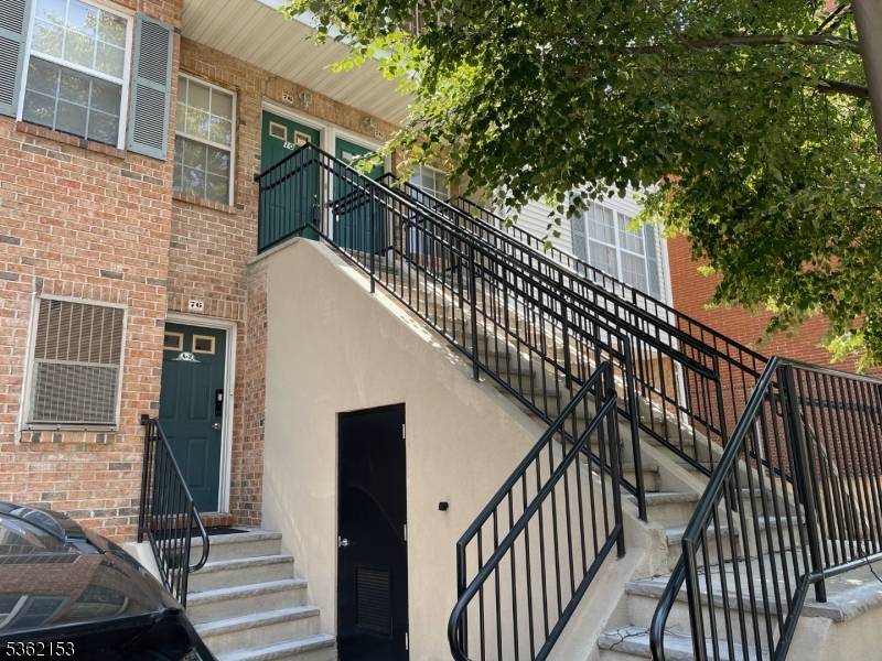 Beautiful Townhome in the Heart of Ironbound !