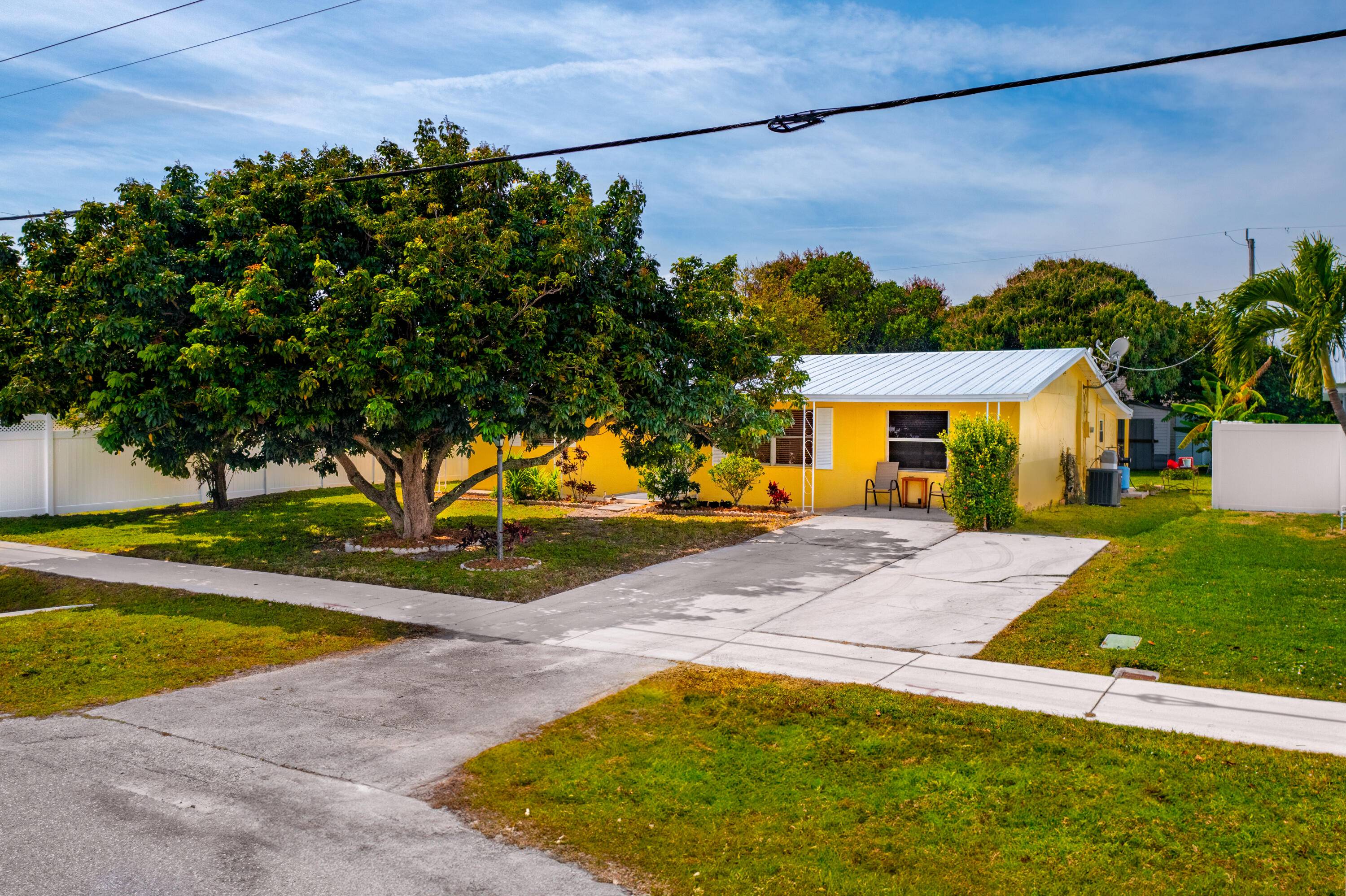 Discover convenience and tranquility in this 3 bed, 2 bath home just moments from shopping, dining, beaches and schools such as Jensen beach high school and Jensen beach elementary.