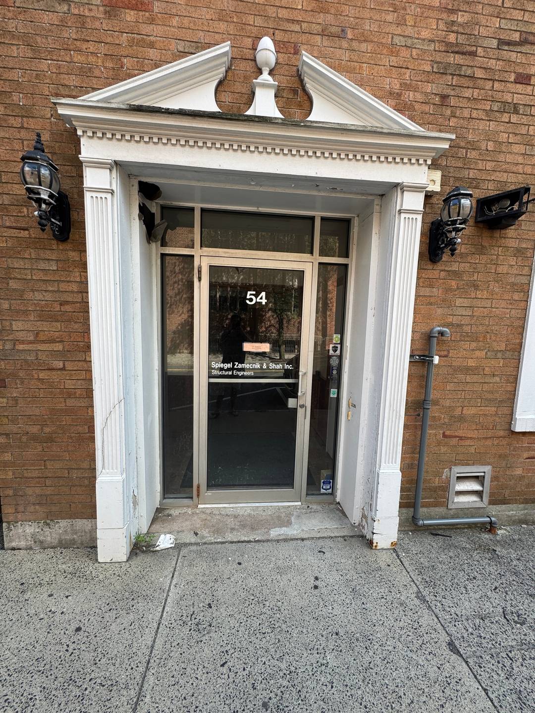 Prime Downtown New Haven location !