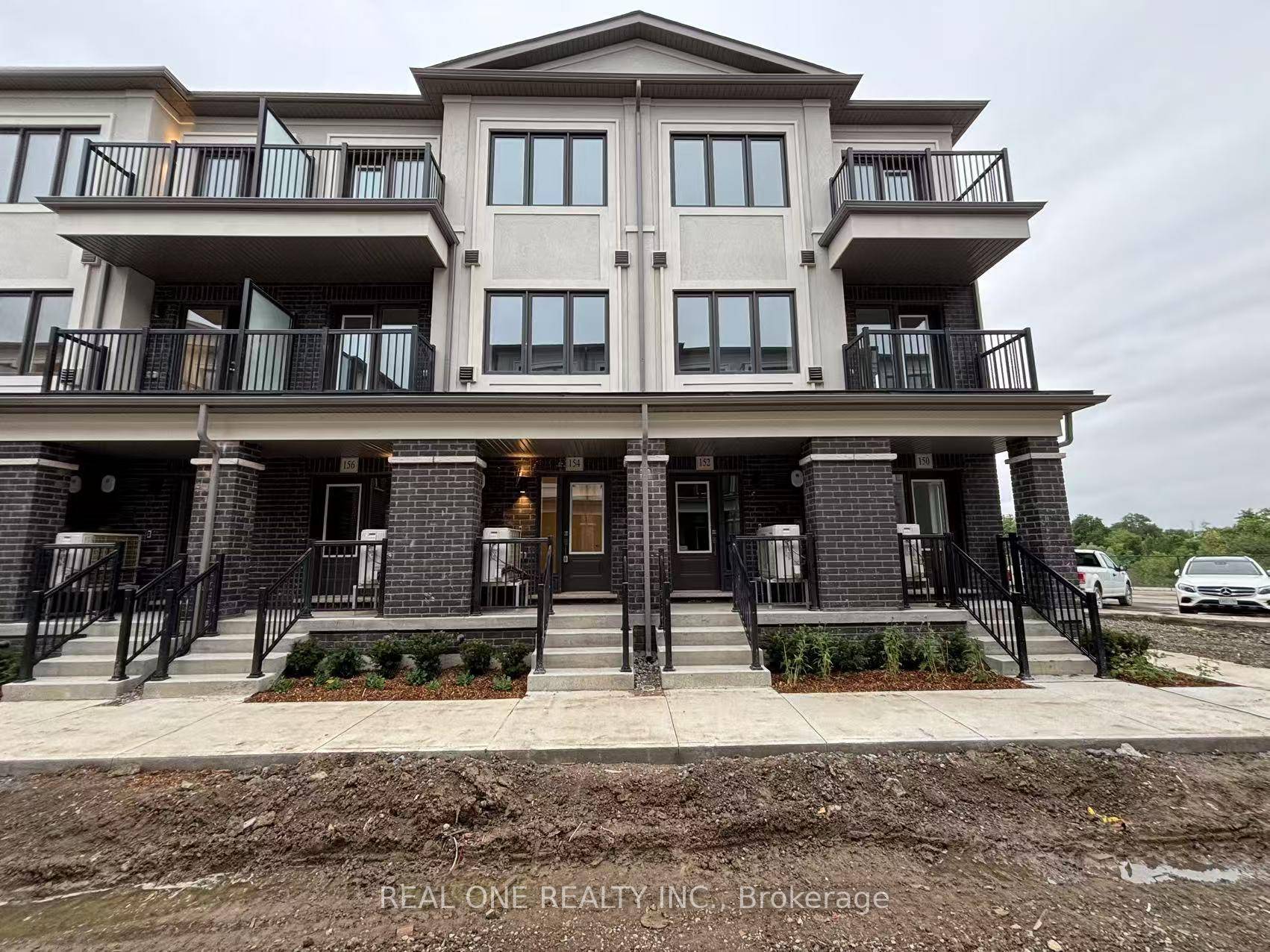 A Must See ! Modern Brand New Townhome In The Heart of Richmond Hill.