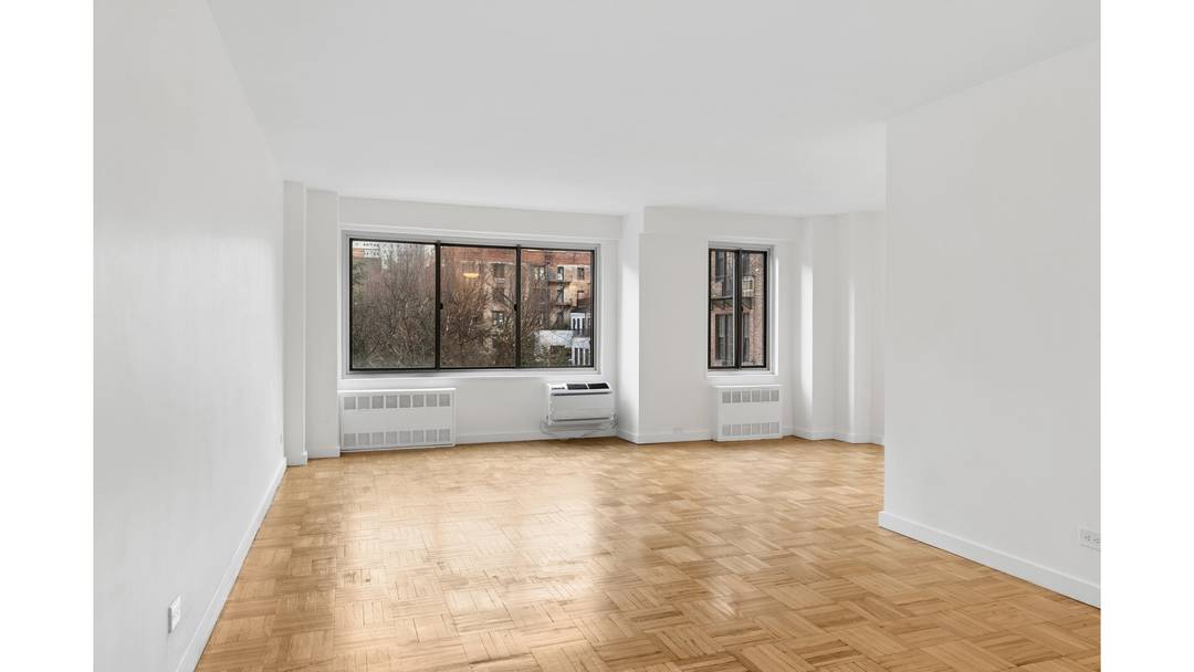 Come and see Apt 4K ! ! !