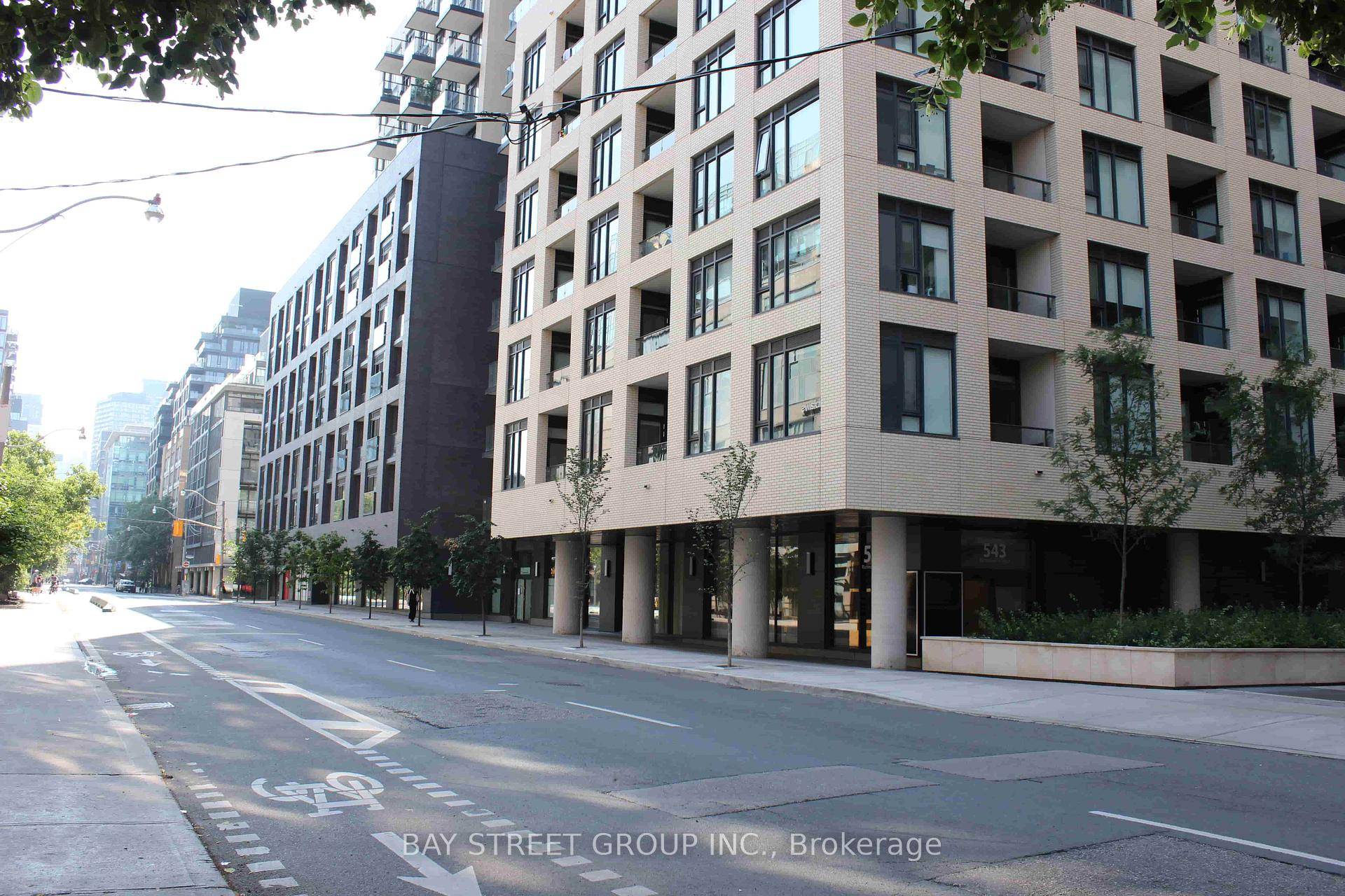 Welcome to 543 Richmond in the Heart of Downtown Toronto !