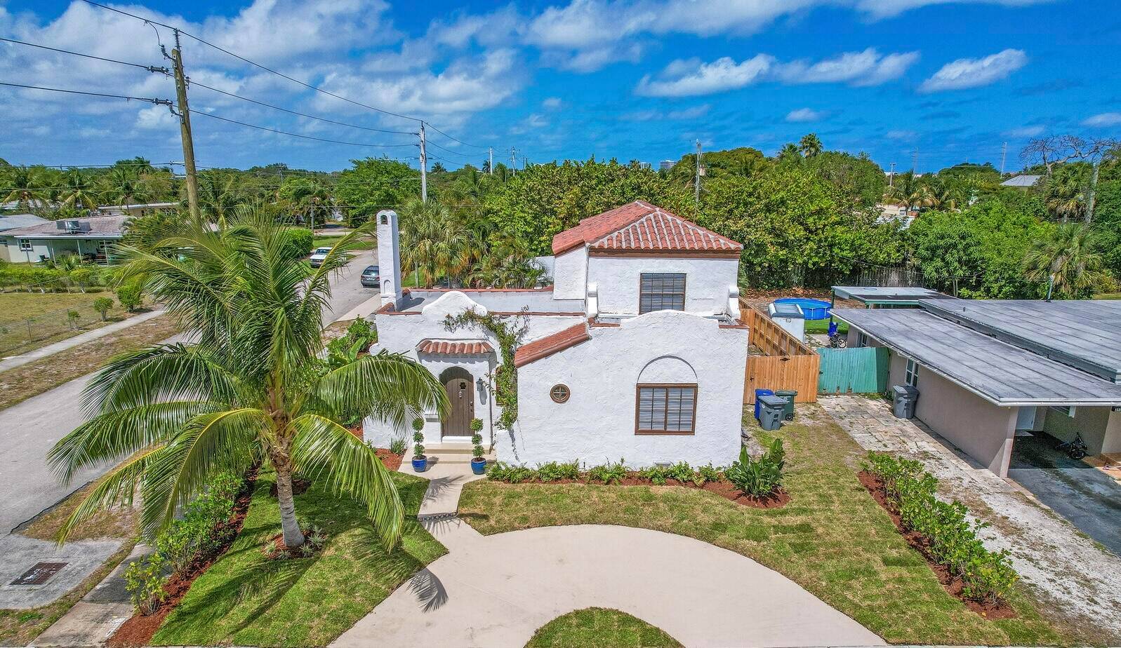 Historic Spanish Compound Income Potential !