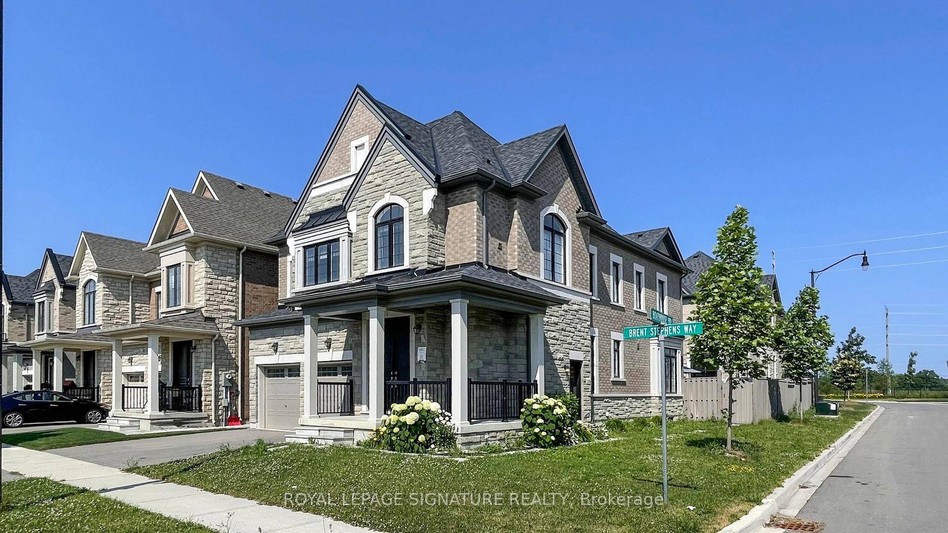Welcome to 44 Brent Stephens Way a beautifully crafted Deco built detached home sitting on 57 feet wide corner lot, just 5 years new and loaded with features that cater ...