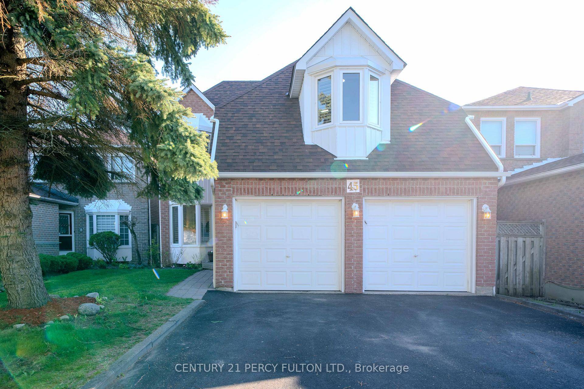 Welcome to this beautifully updated and spacious detached home, nestled in the highly sought after Rouge Valley area !