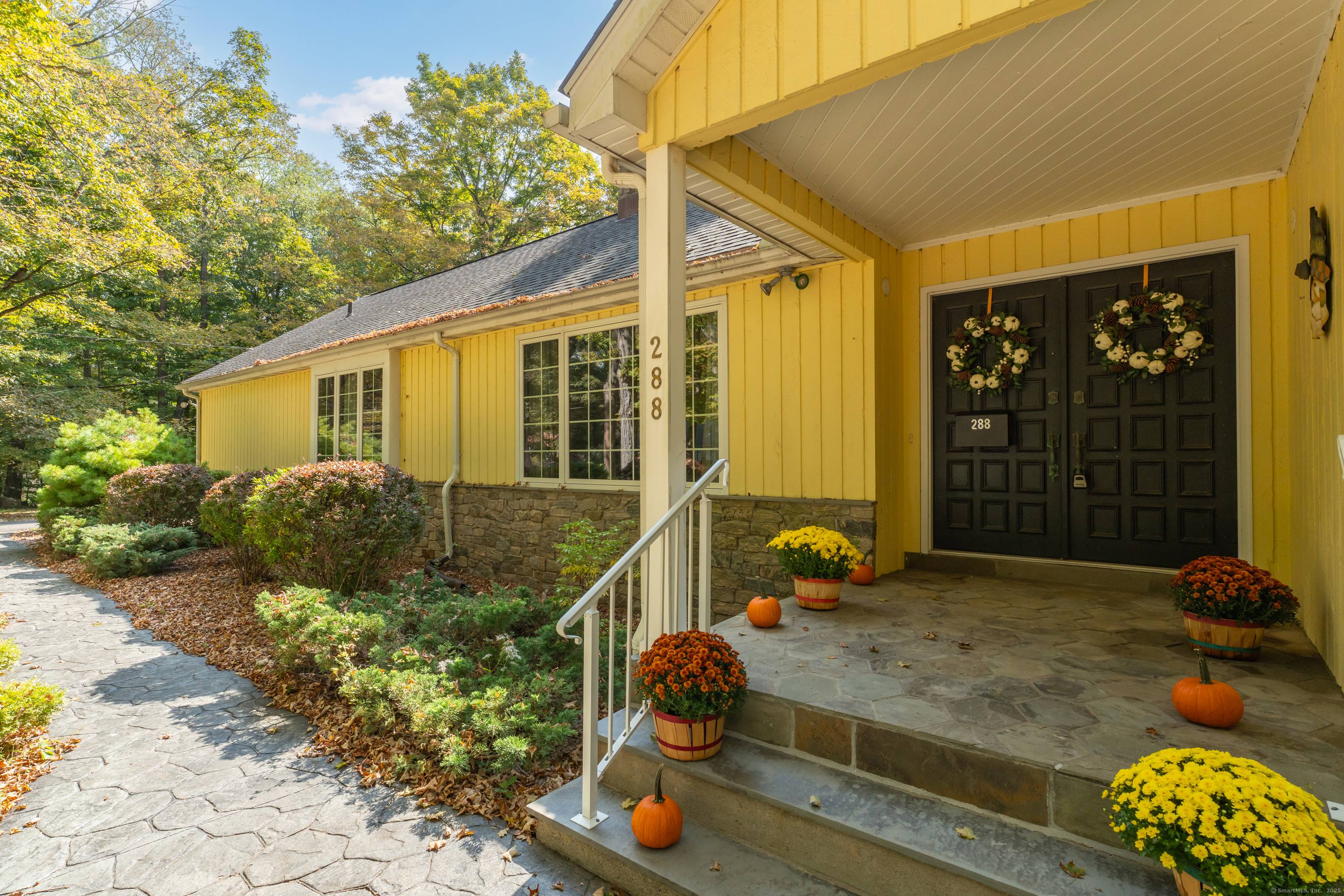 Welcome to 288 Jefferson Drive !