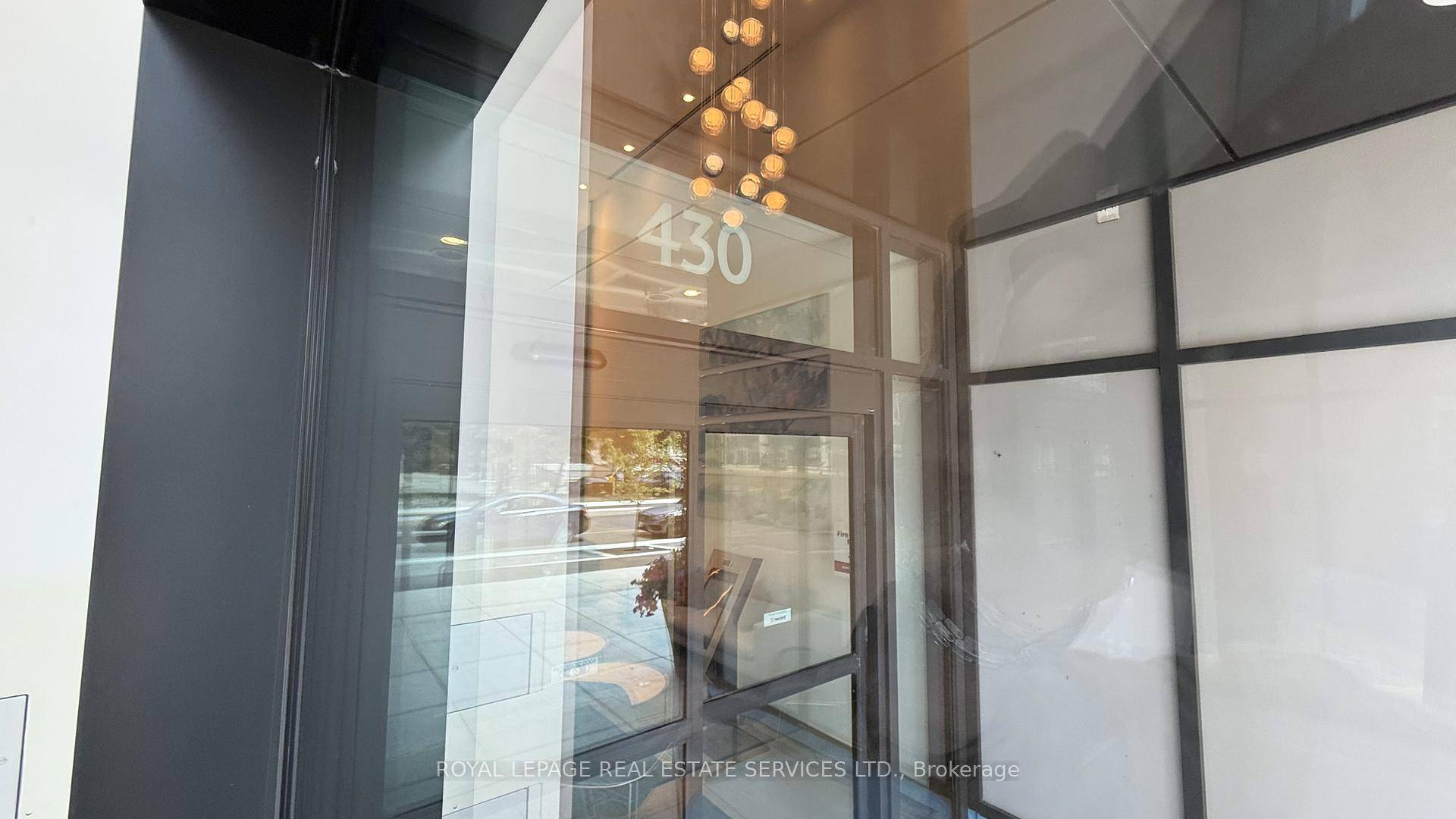 Radiant Living Awaits at Avia The Sun Model 430 Square One Dr 4311, Mississauga 922 Sq Ft Balcony.
