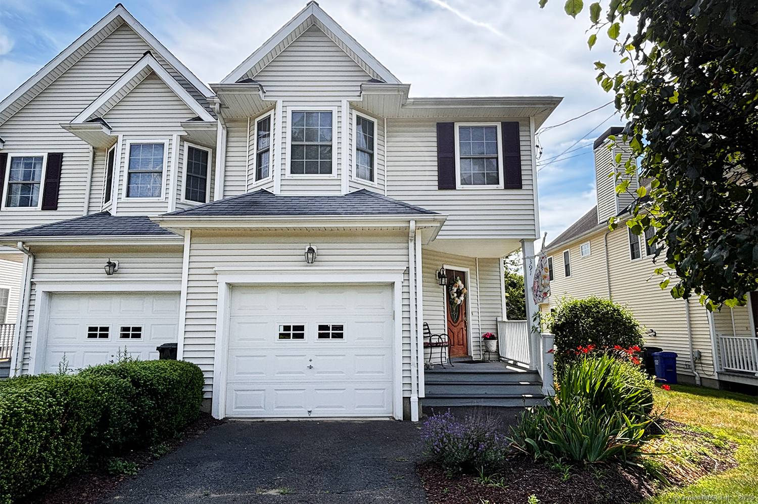 This spacious 3 bedroom, 2.