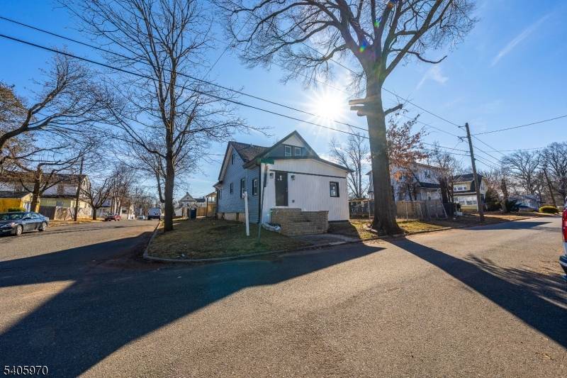 Welcome to this charming single family home in the heart of Plainfield.