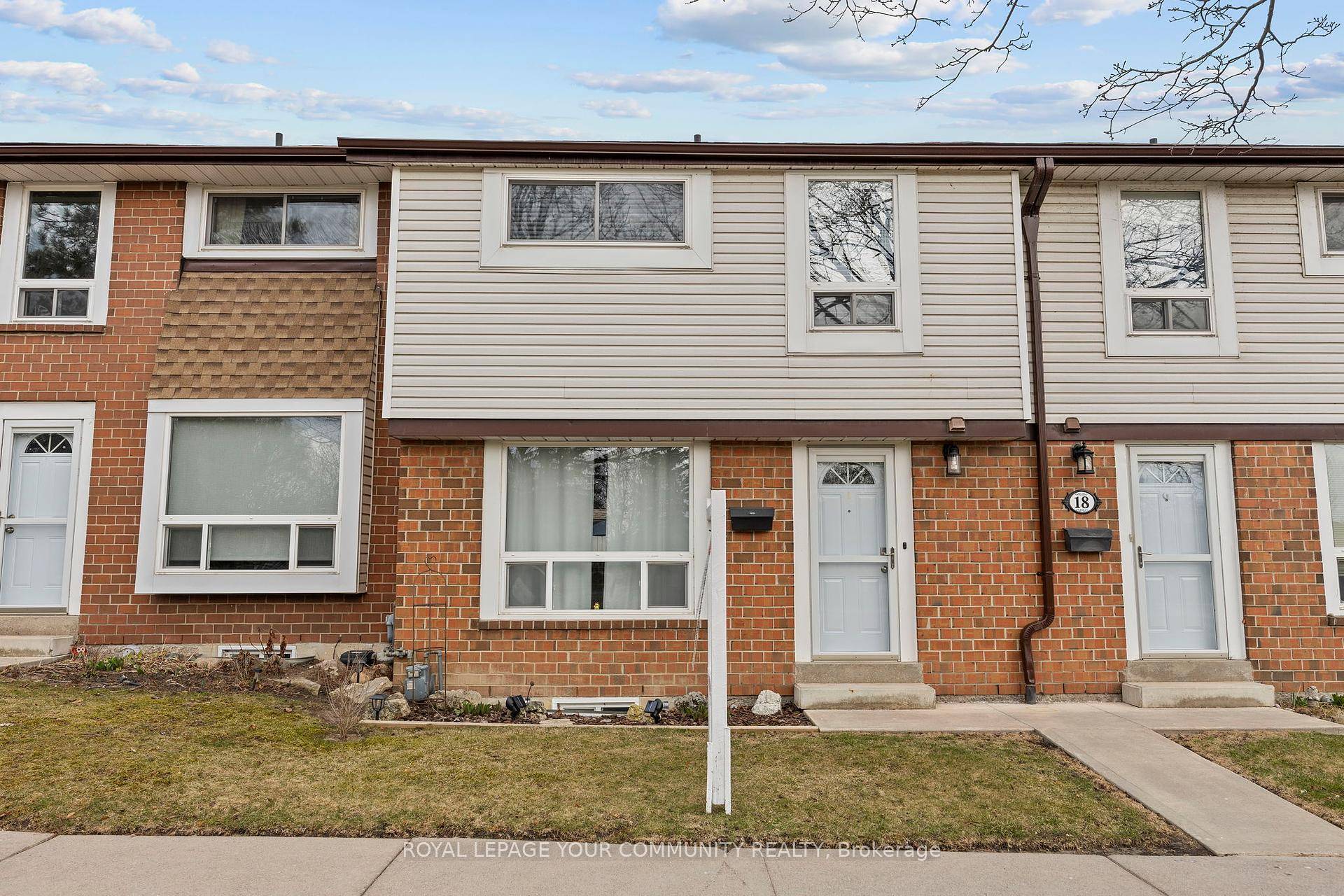 Renovated 3 1 Bedroom Townhouse WITH 2 PARKING SPOTS in Desirable Southeast Ajax Steps from the Lake and schools !