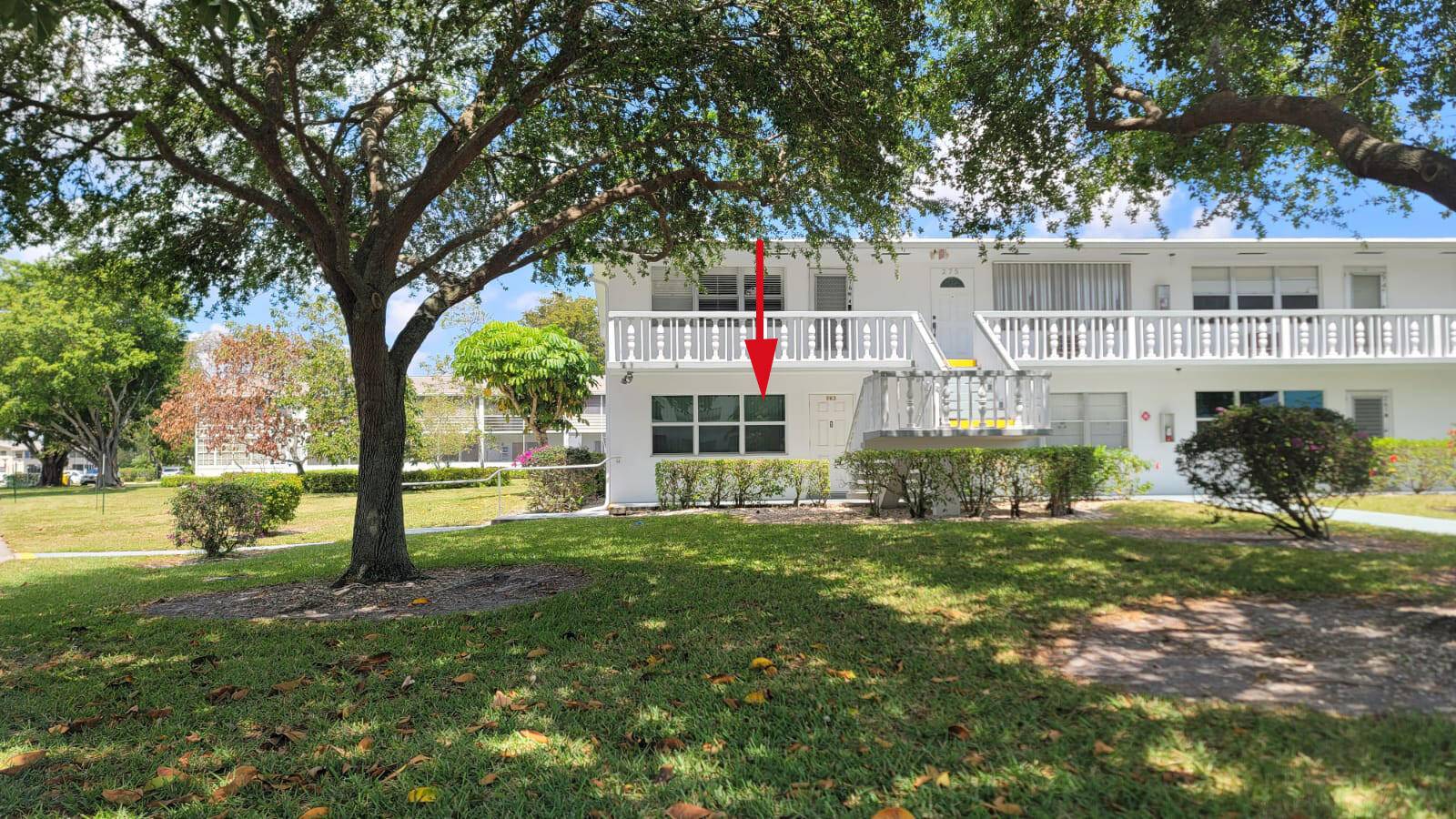 Great Condo on the first floor Corner with natural light, one bedroom, one and a half baths, screened patio, CENTRAL A C UNIT,.