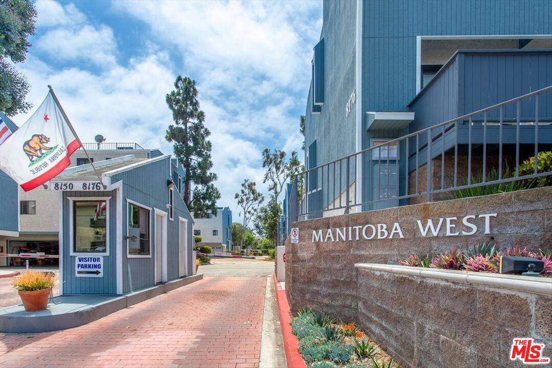 8162   Manitoba St 2BR La