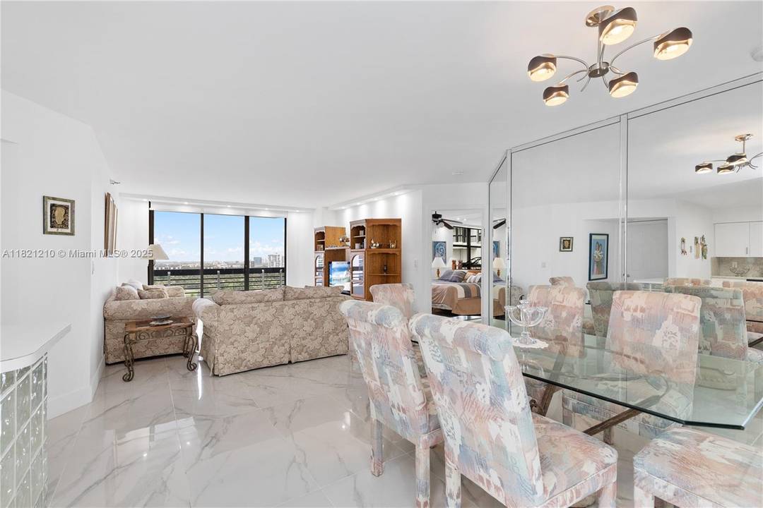 Welcome to your slice of paradise in Mystic Pointe !