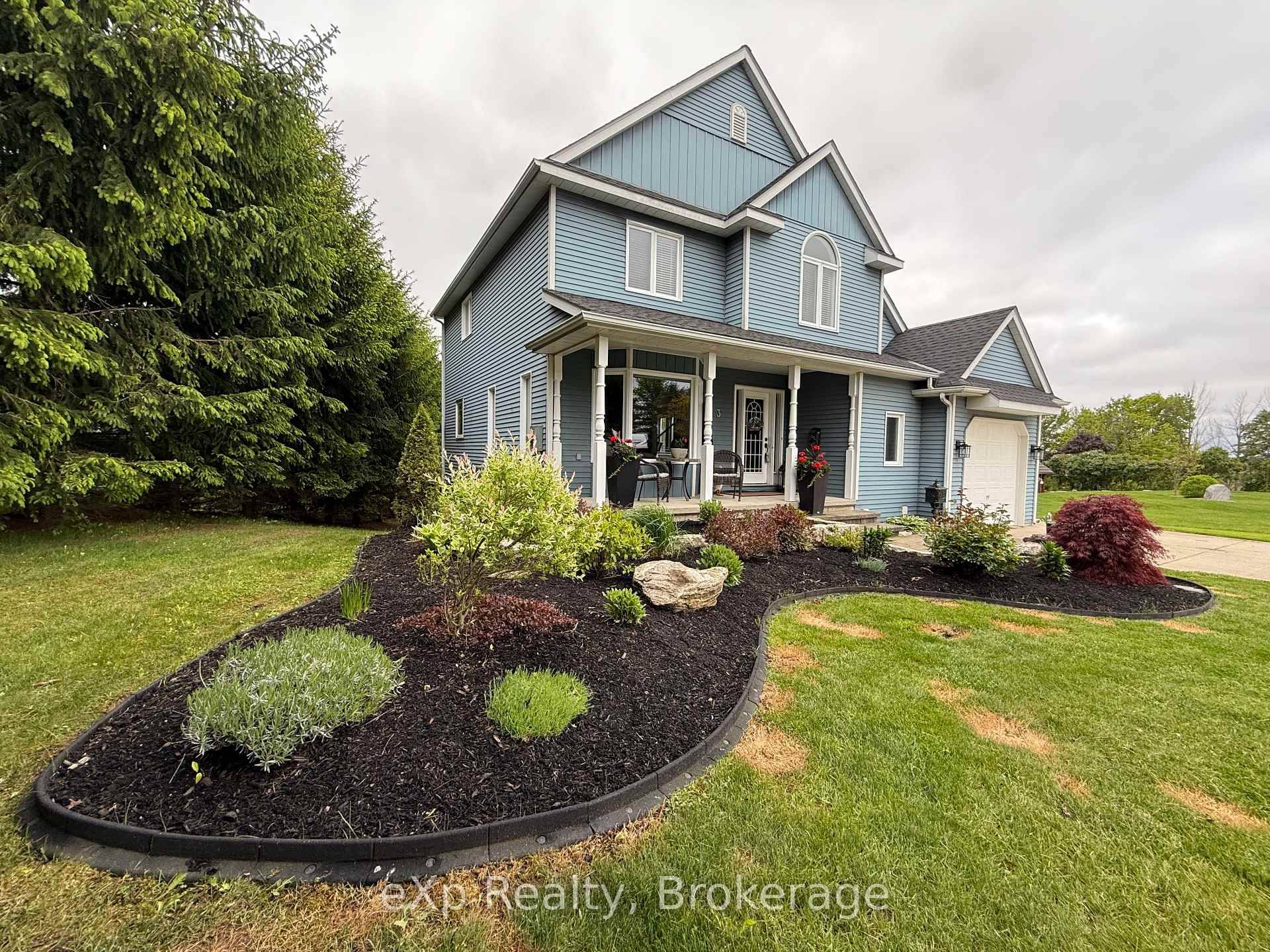 Welcome to 3 Gray Court in the town of Mildmay.