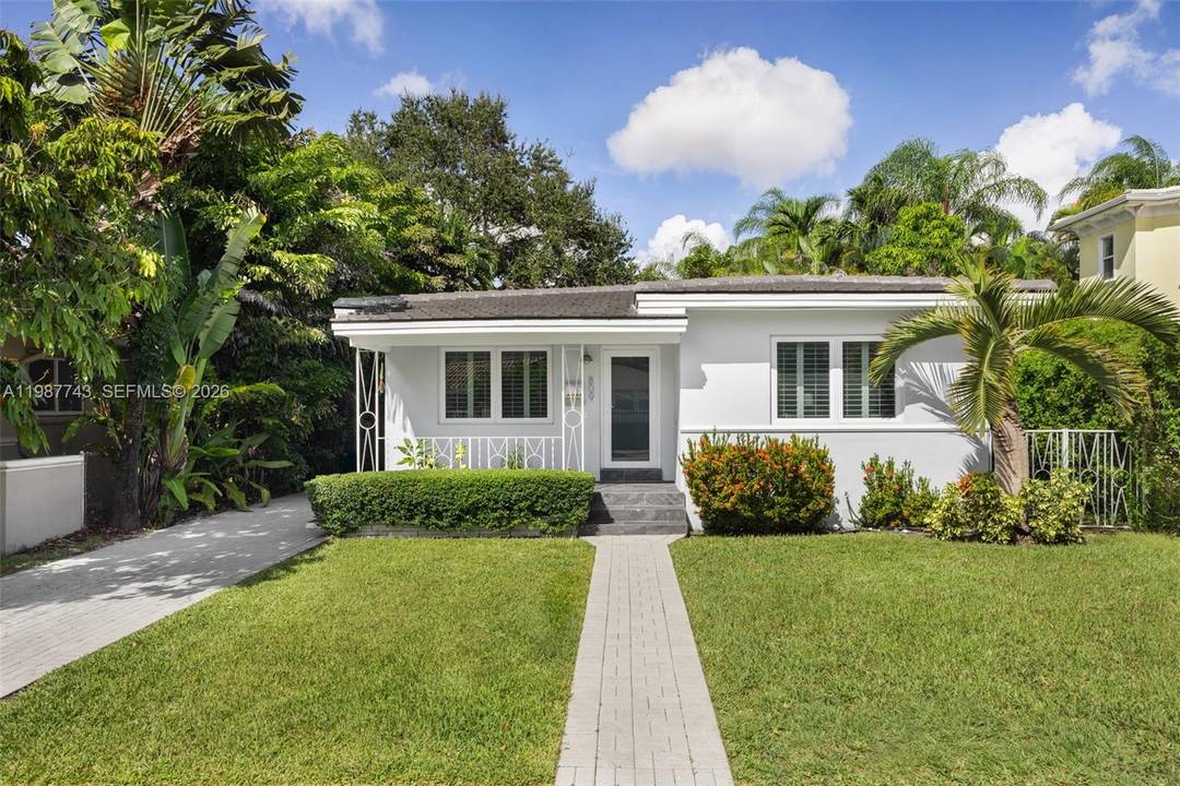 Updated 3 bedroom, 2 bath home on a quiet cul de sac in Coral Gables.
