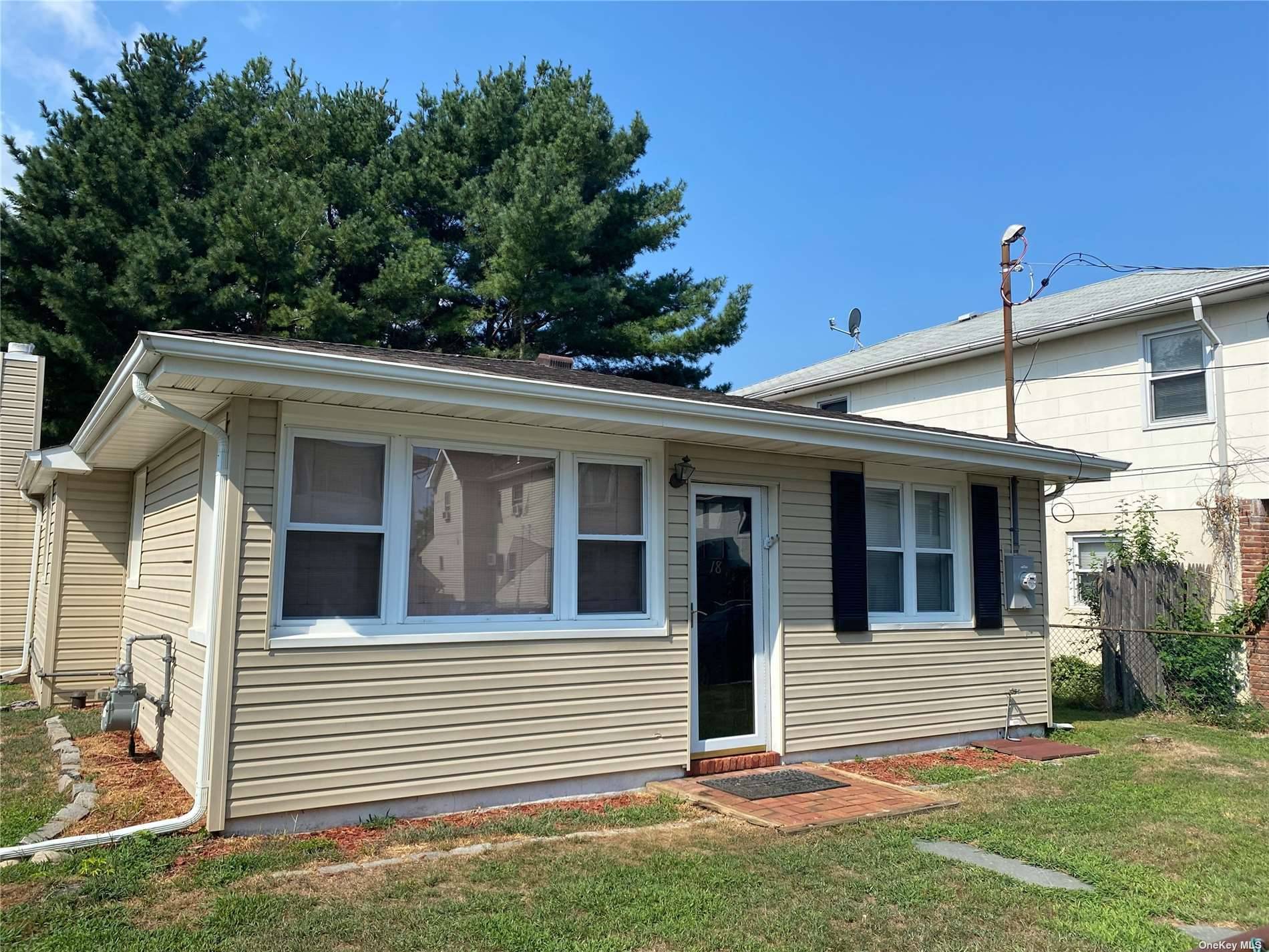 Live work and play in this Bayville Beach home !