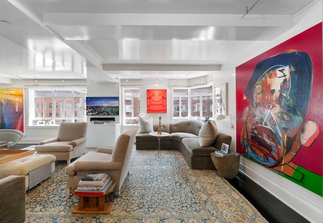Welcome to the epitome of refined living at The Carlton House where elegance meets modern sophistication in the heart of the Upper East Side.