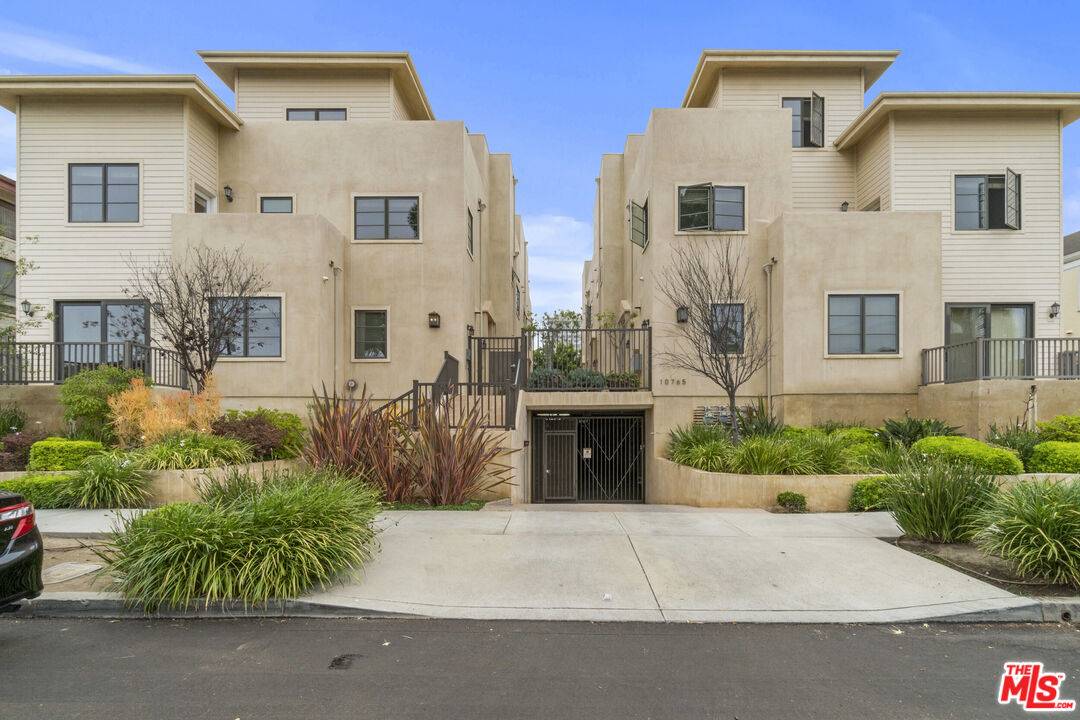 10765 Wilkins AVE 3BR Westwood La