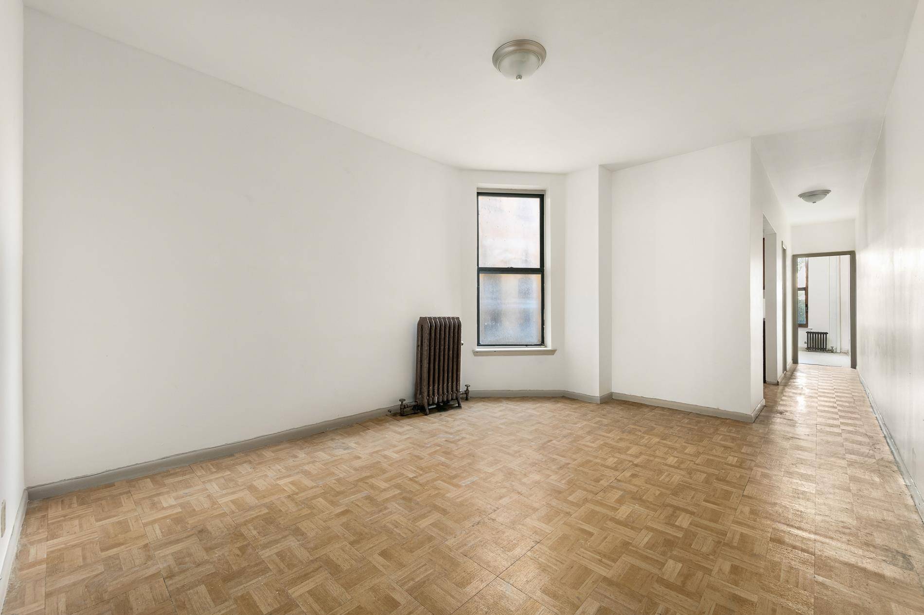 Welcome home to 151 west 106th apartment 4A, a split 2 bedroom apartment in Manhattan Valley in NYC s Upper West Side.