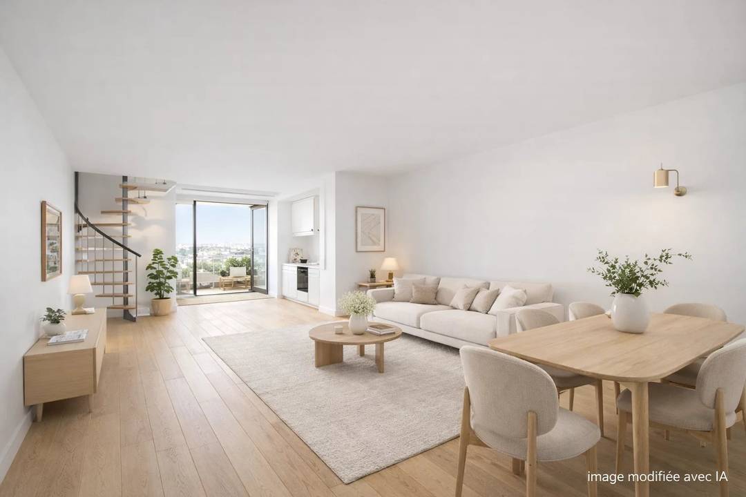 MÉRIDIEN / SAINT-JACQUES: Family duplex on top floor, Paris 14th arrondissement