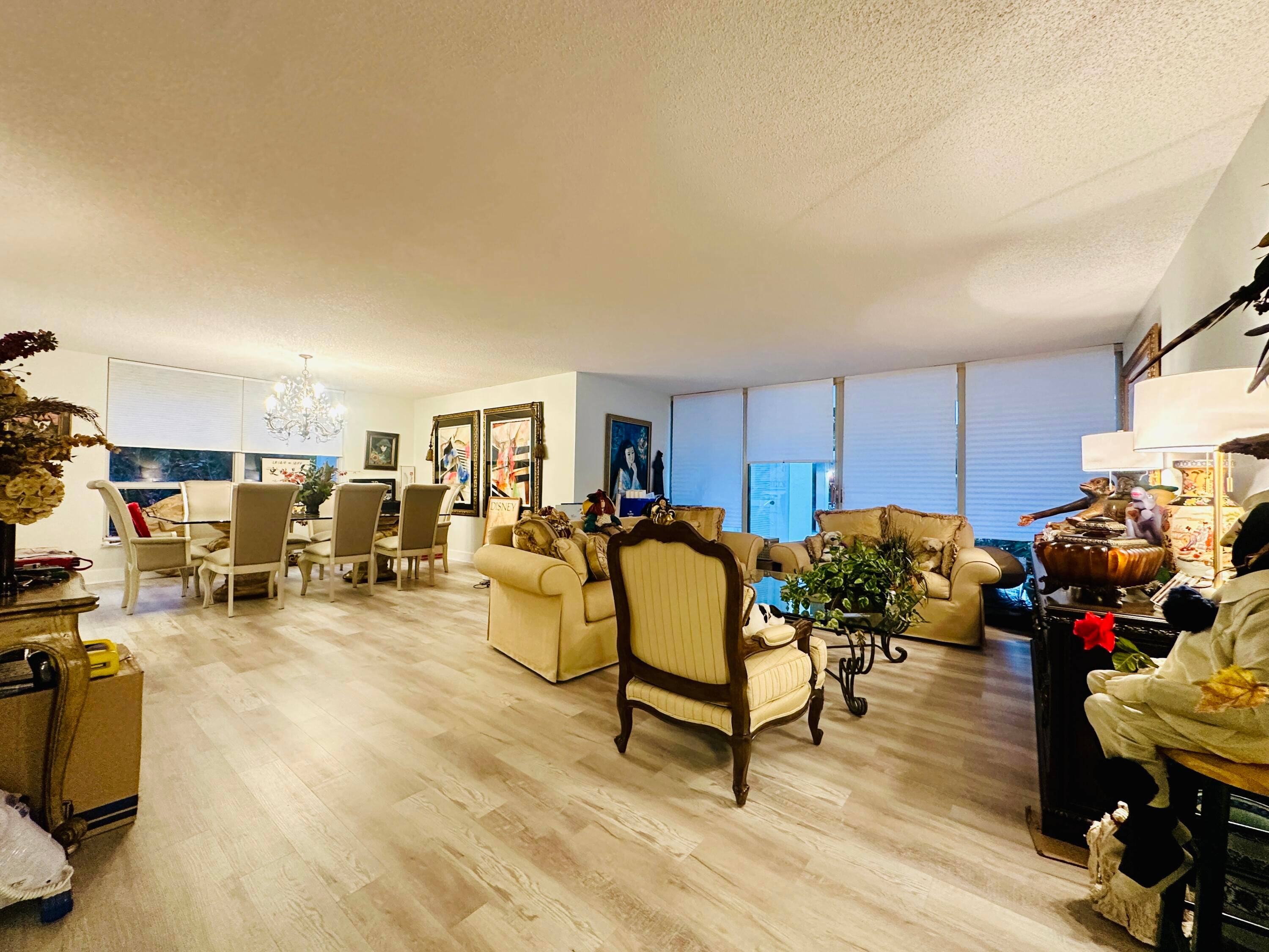 Discover luxury living in Boca West Country Club !