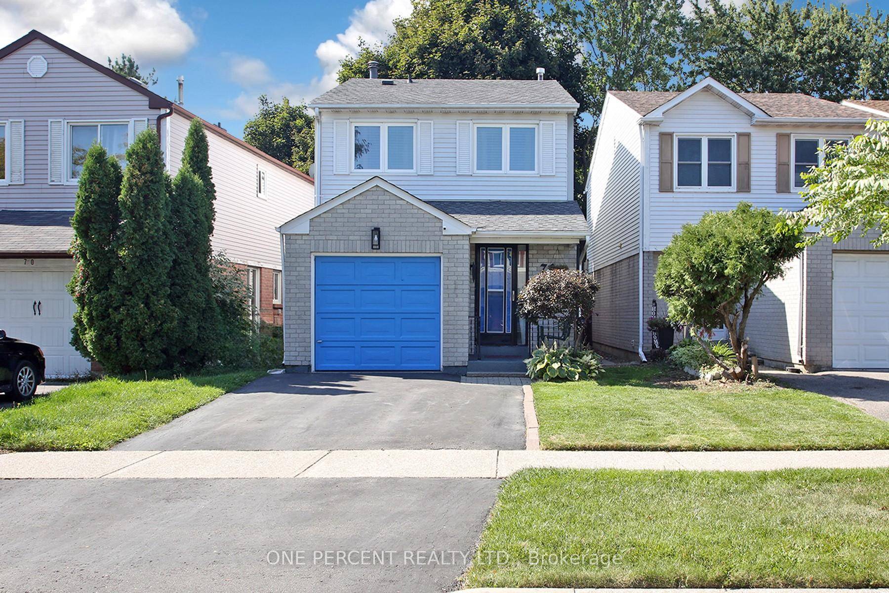 Lovely, meticulously maintained 2 storey detached home in the family friendly Central Park neighbourhood of Brampton.