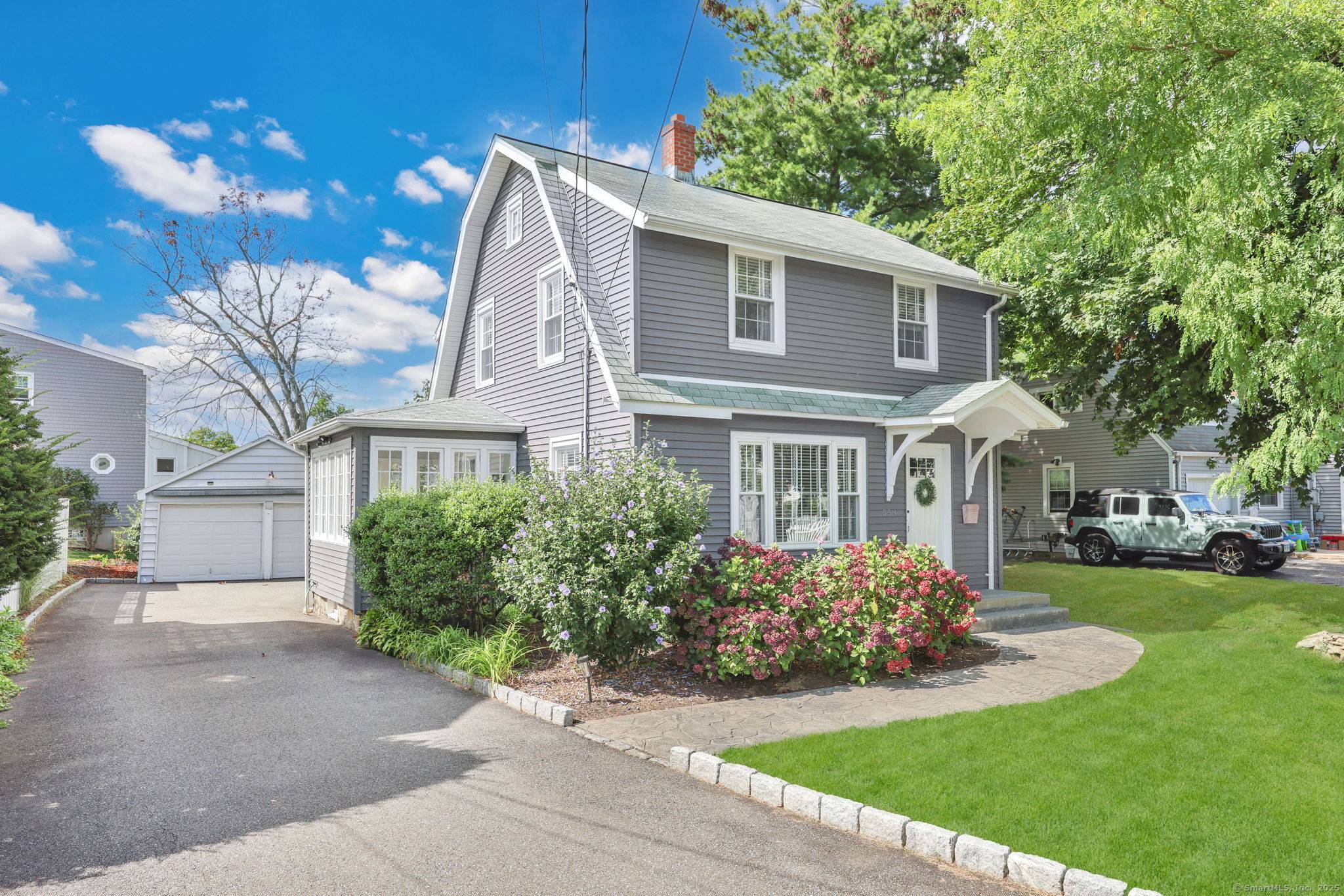 OPEN HOUSES CANCELLED Welcome to 558 Riverside, a pristine colonial ideally located just a short stroll to the beach and marina.