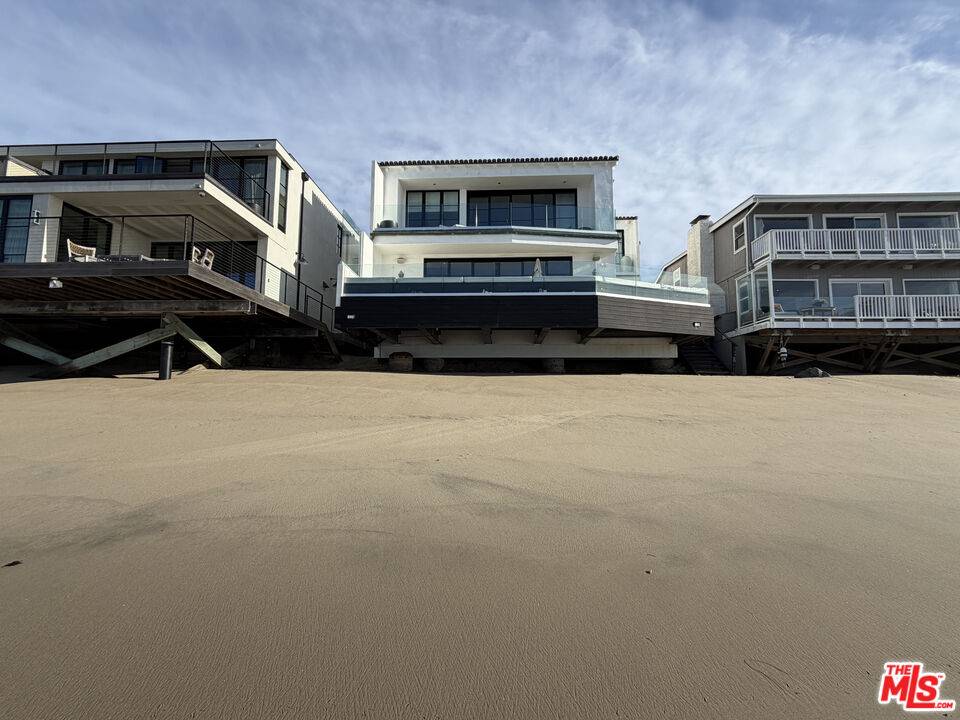 27212   Pacific Coast Hwy 3BR Malibu La