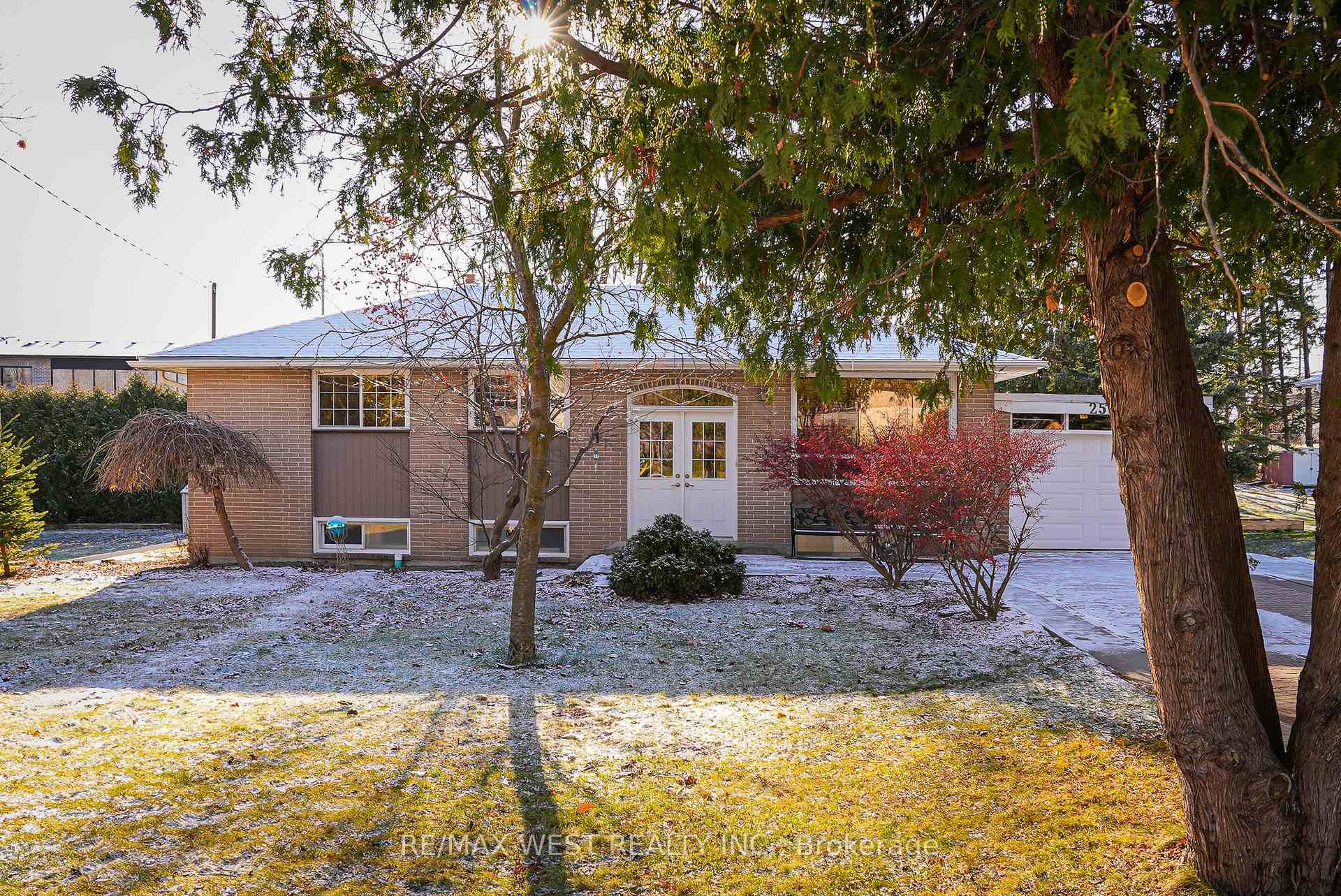 Nobleton Walkout Bungalow Located In the Area of Multi Million Dollar New Homes Great for Downsizers or Extended Family Bright Cathedral Ceiling in Kitchen with Walk out to Sunny Deck ...