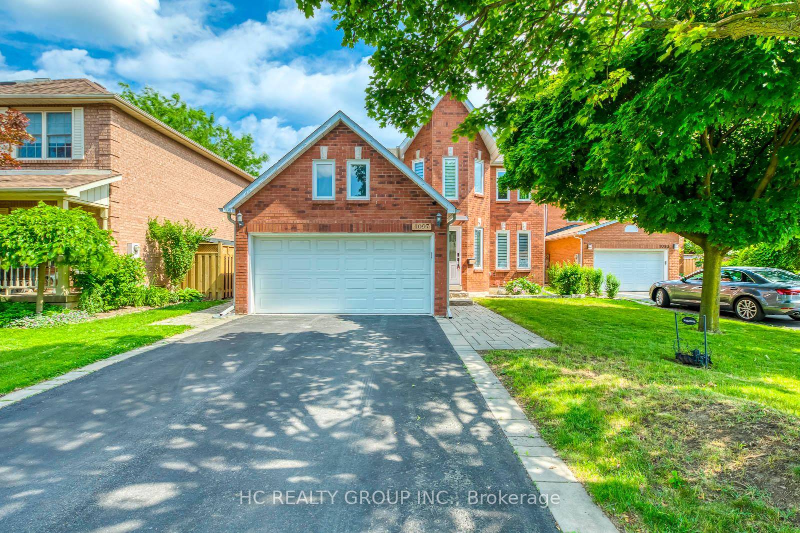 Don't Miss Out On This Fabulous 4 Bedroom Family Home In The Heart Of Sought After Wedgewood Creek !