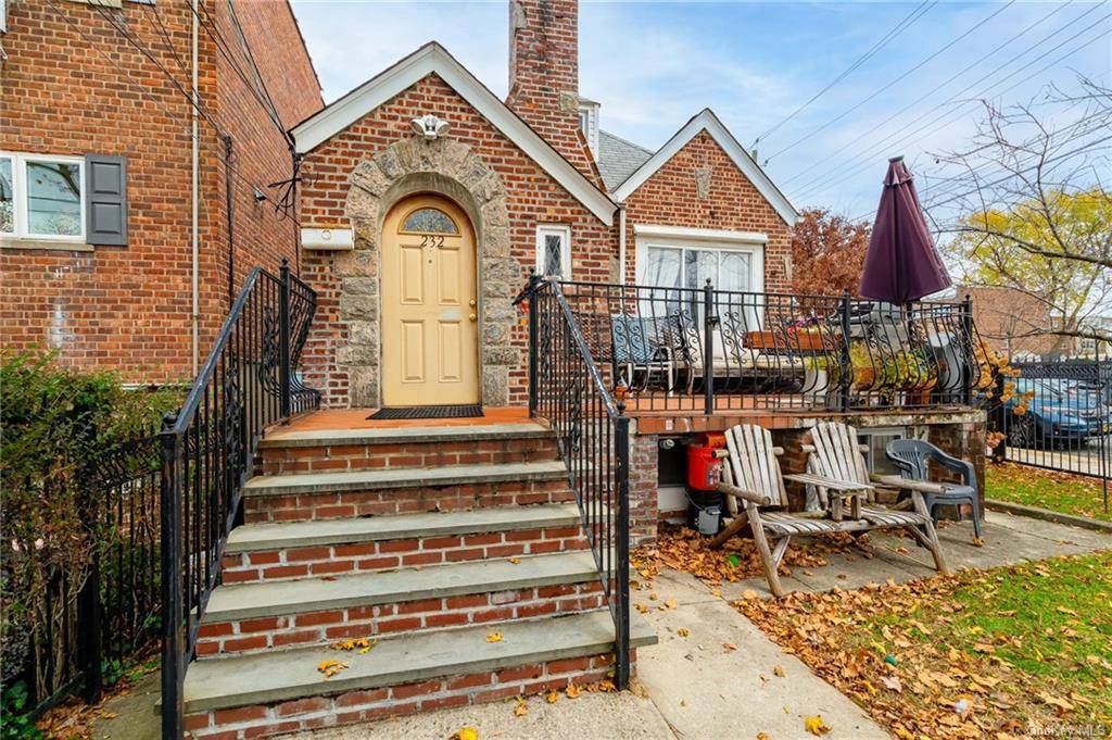 Brick detached two family home in the coveted Throggs Neck section of the Bronx.