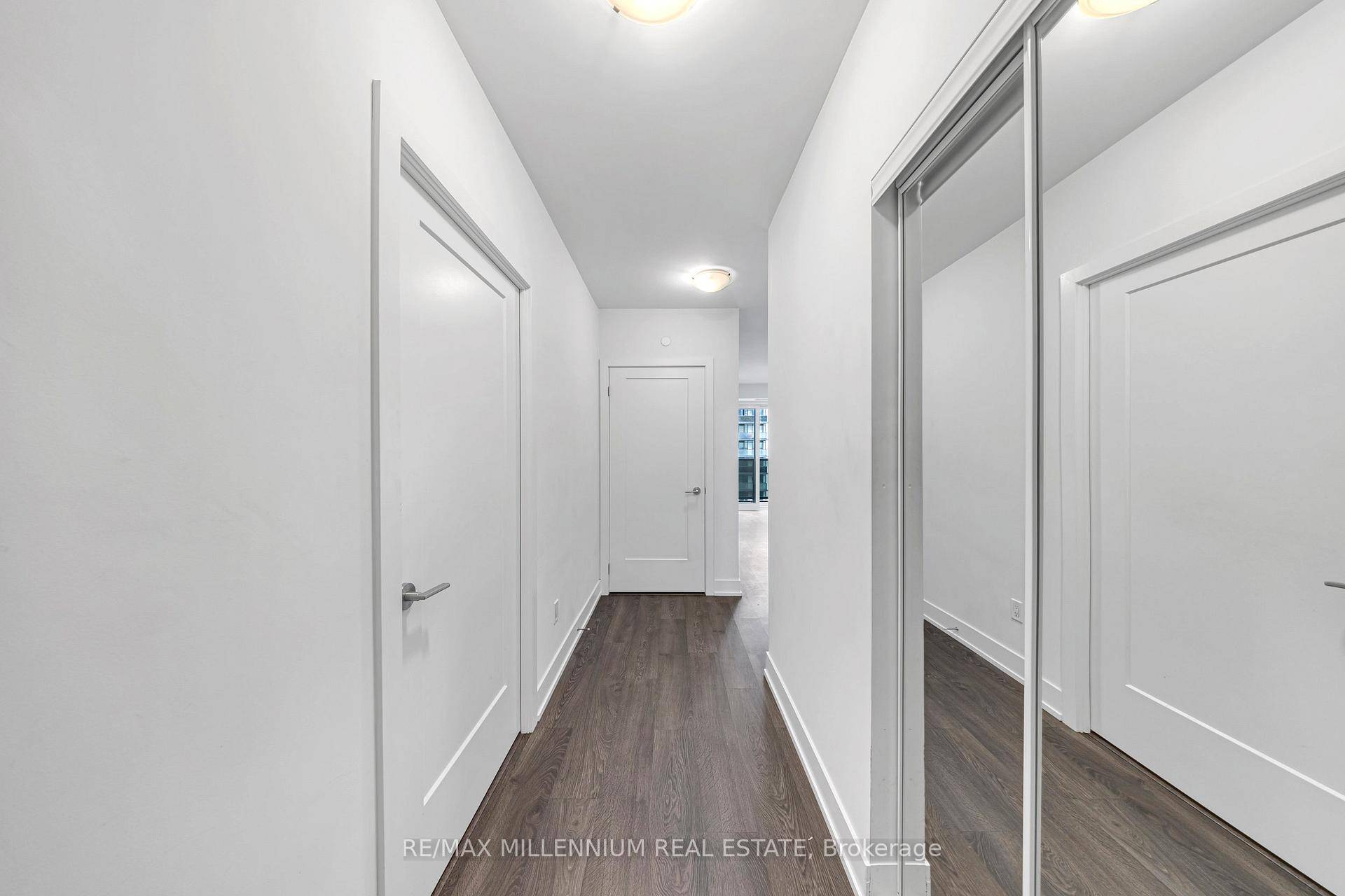Stunning 2 Full Bedroom And 2 Full Bathroom Unit With Stunning Clear Views.
