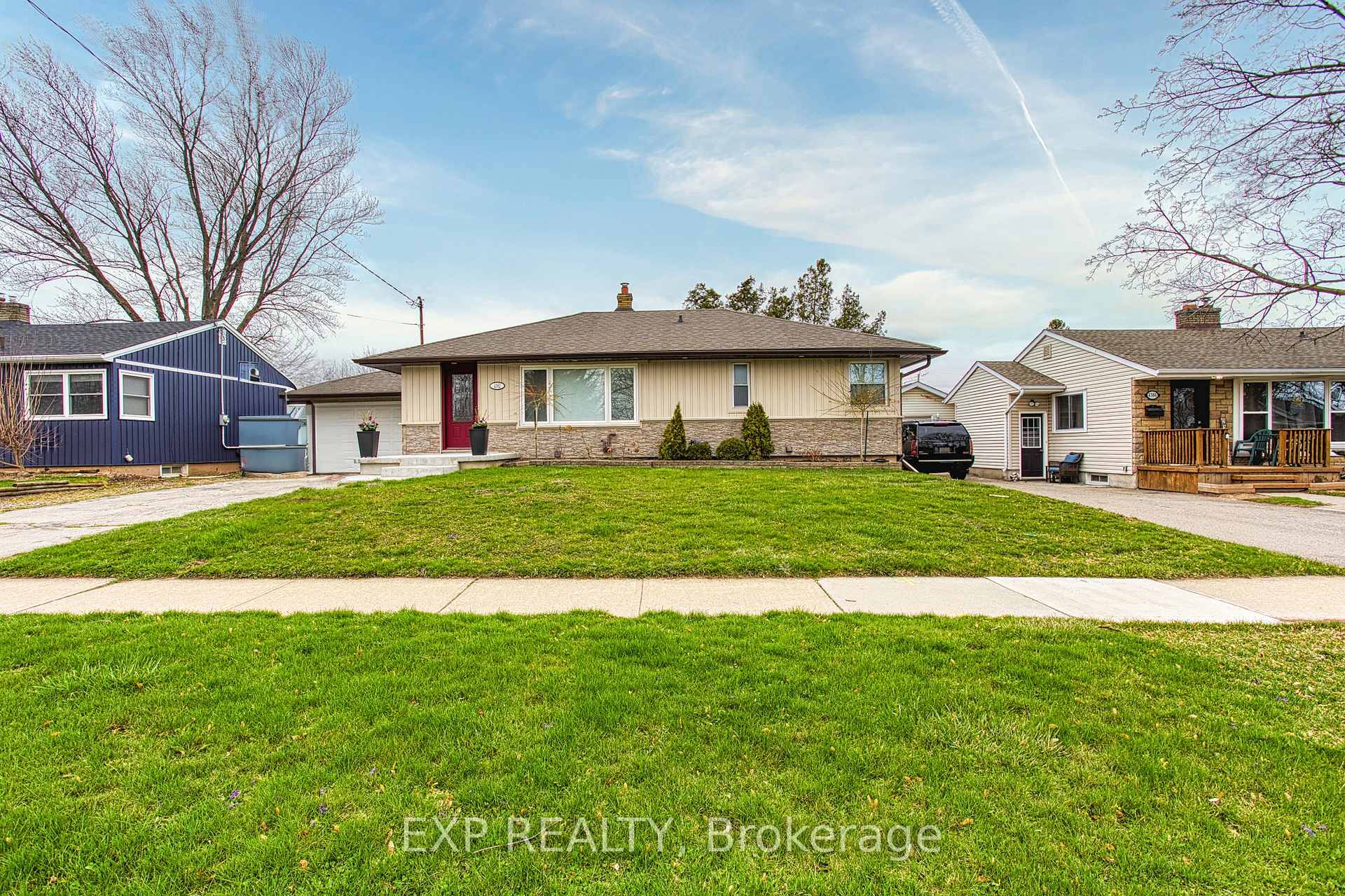 Welcome to 4382 Central Ave in Beamsville, a beautifully renovated open concept bungalow offering modern comfort in a prime location.