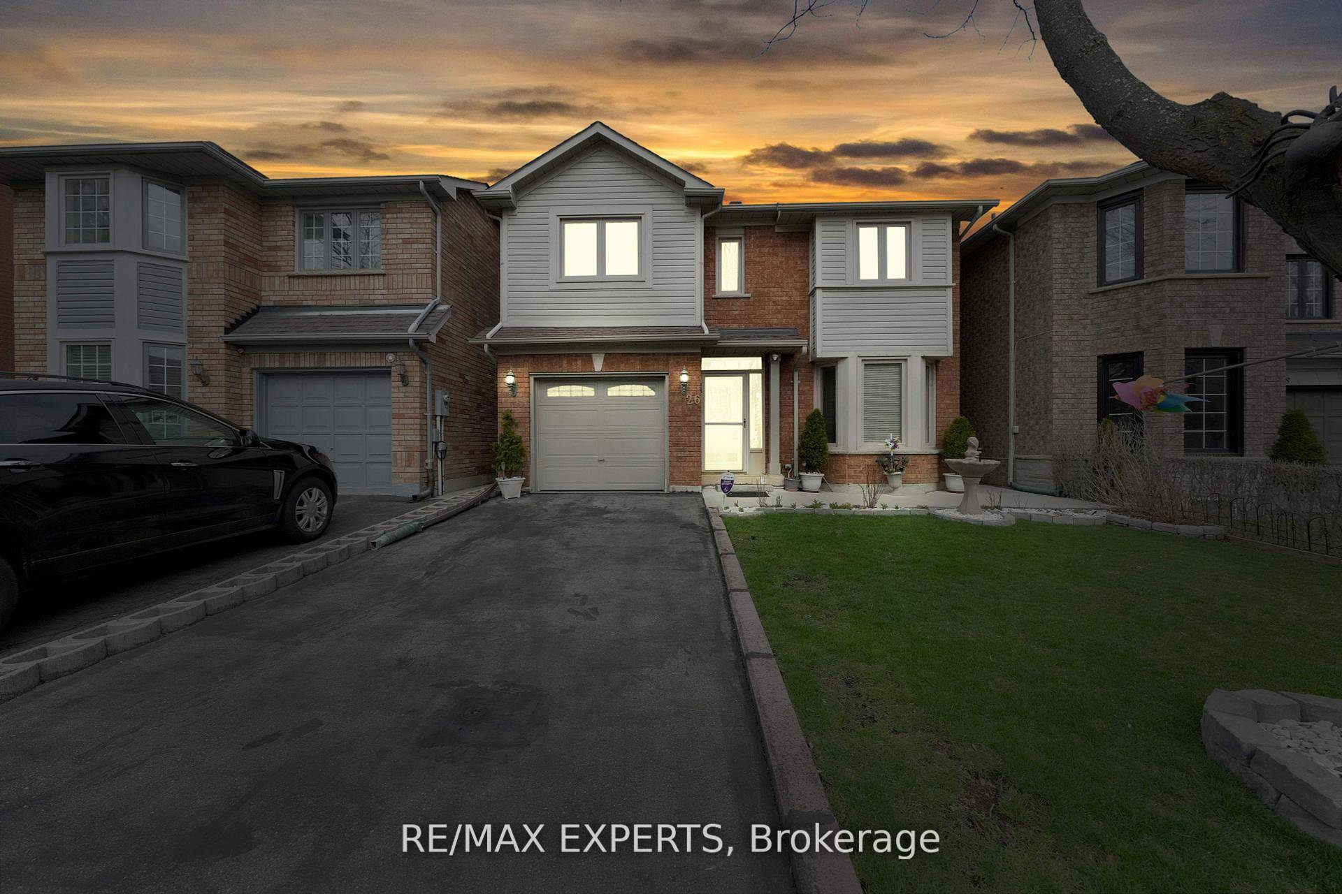 Welcome Home ! Immaculately Kept 3 Bdrm Green park Home Boasting Over 1600 SF On A Family Friendly Crescent In Desirable Springdale !