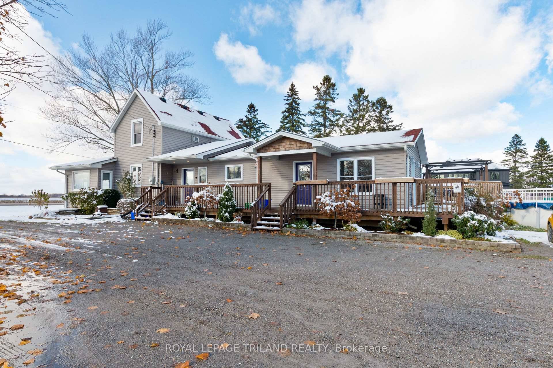 Your Dream Multi Generation Country Homestead Awaits in New Sarum !