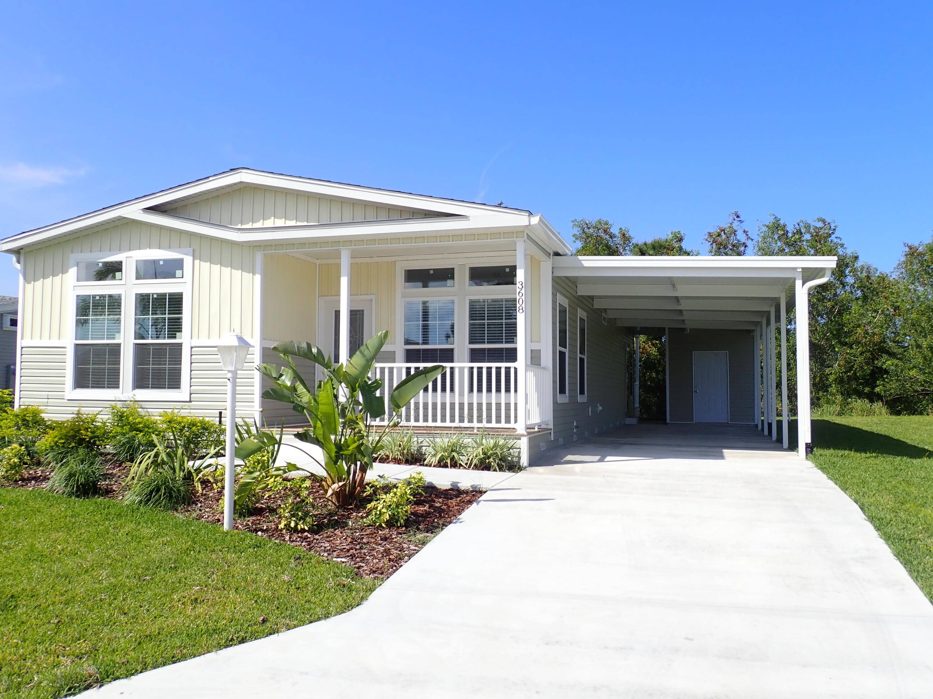 New 2023 home that backs up to the Savanna Preserve.