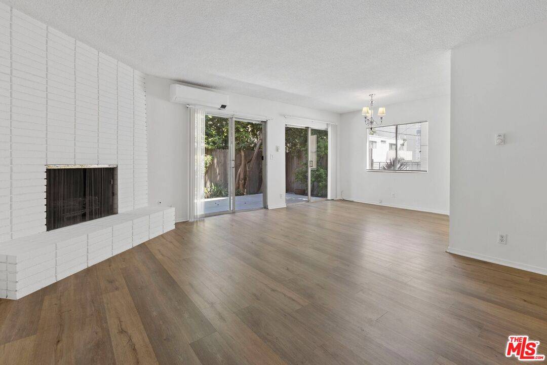1852 Kelton Ave 3BR Beverlywood La