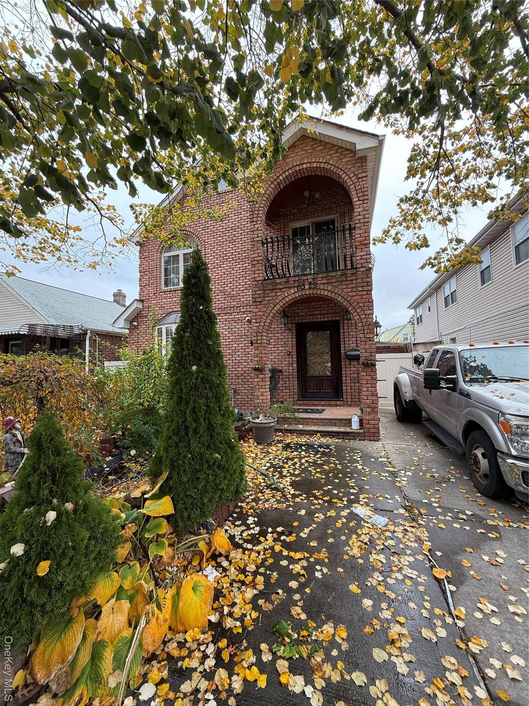 This beautiful home, featuring 4 bedrooms and 3 bathrooms, is available for rent in the heart of Fresh Meadows.