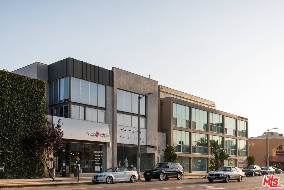 8312   Beverly Blvd 1BR Beverly Grove La