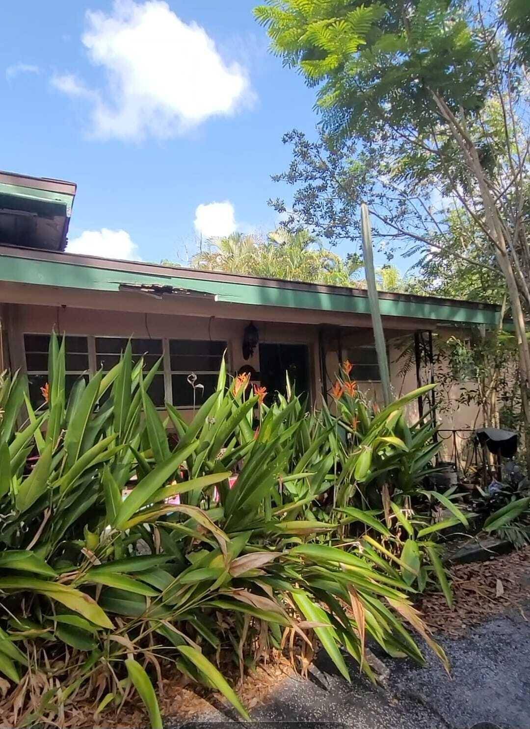 Amazing opportunity in a highly desirable Plantation Garden neighborhood.