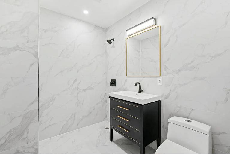 Bright East facing home with floor to ceiling windows, a smart split bedroom layout, private outdoor space, and a 20 application fee with no other feesa rare and simple rental ...