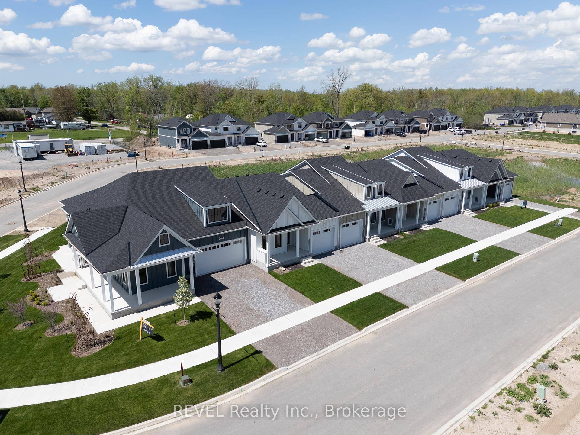 A rare opportunity to own in Harbourtown Village, an upscale new construction community in Fort Erie by renowned local builder Silvergate Homes, proudly owned and operated for nearly 40 years.