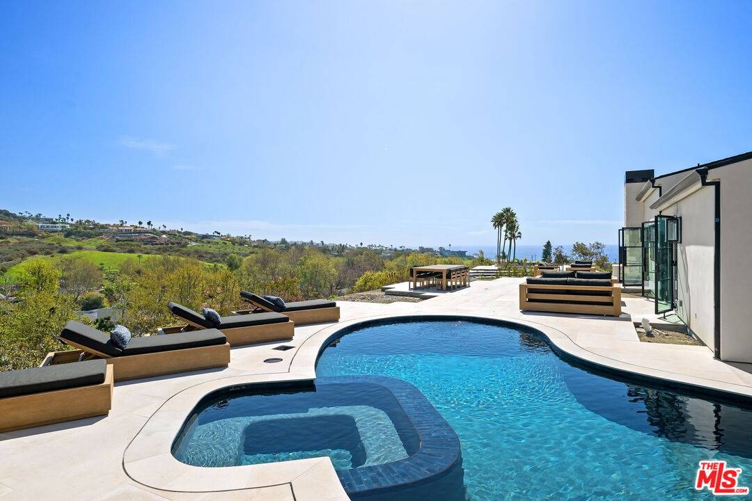 6326  TRANCAS CANYON RD 4BR Malibu La