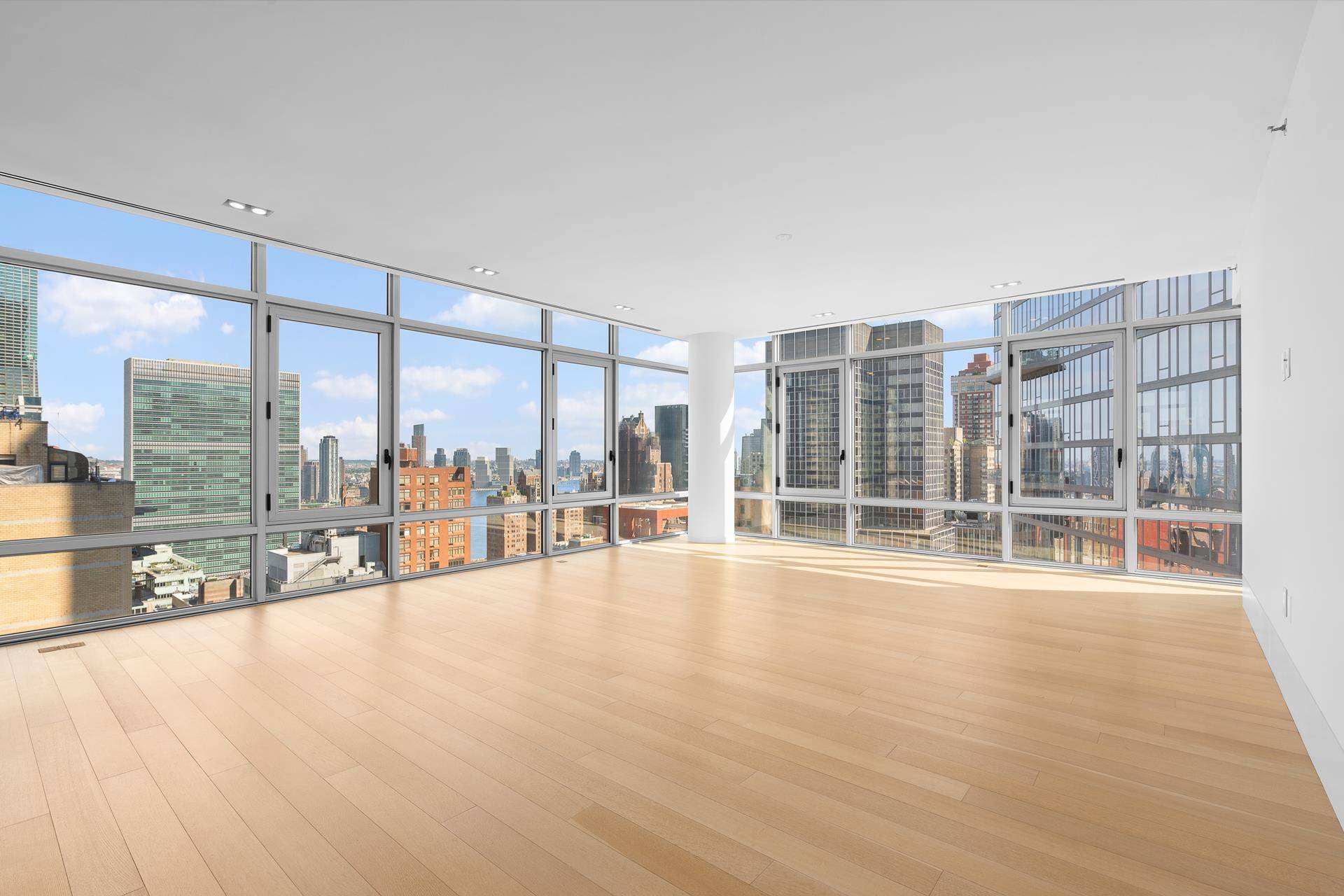 A seamless blend of modern sophistication and vibrant essence of Midtown, this expansive full floor condominium offers 3 bedrooms, 3.