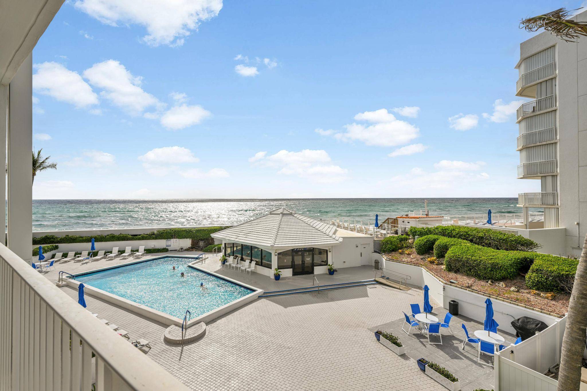 SPECTACULARLY PRICED DIRECT OCEANFRONT in South Palm Beachfor a 1 Bedroom, 1.