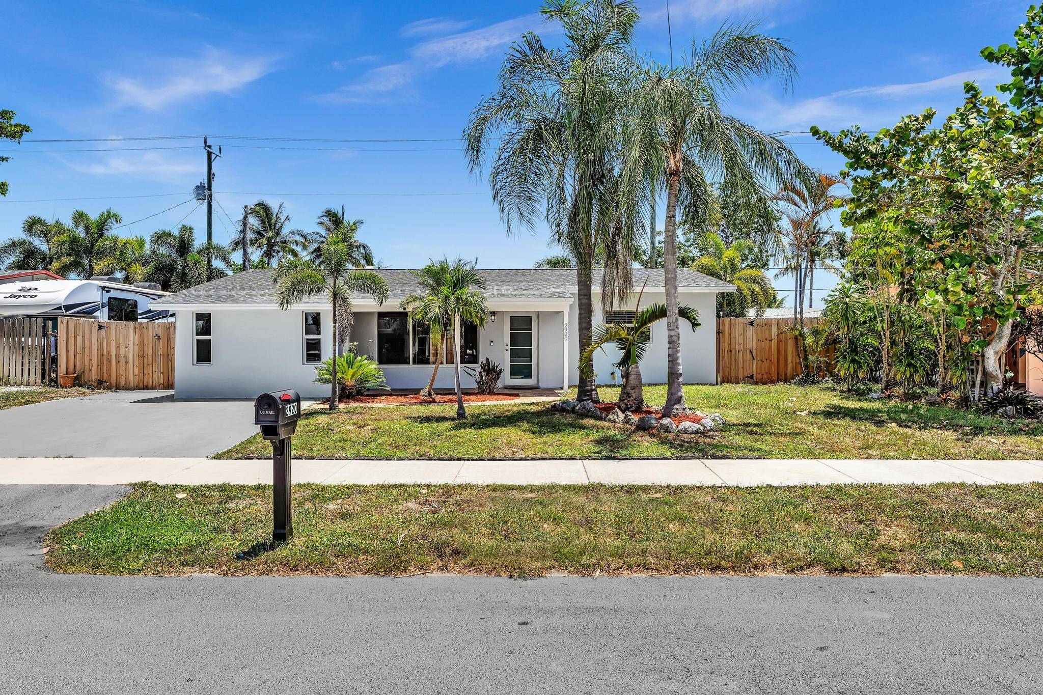 With smart, modern updates and Florida style indoor outdoor living, this refreshed 3 bedroom, 1 bath ranch delivers on both comfort and value.
